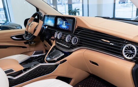 Mercedes-Benz Vito, 2022 год, 8 920 000 рублей, 13 фотография