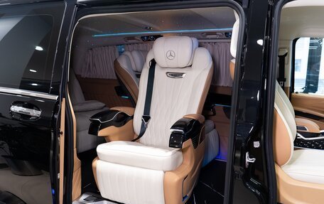 Mercedes-Benz Vito, 2022 год, 8 920 000 рублей, 18 фотография