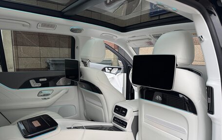 Mercedes-Benz Maybach GLS I, 2024 год, 31 000 000 рублей, 15 фотография