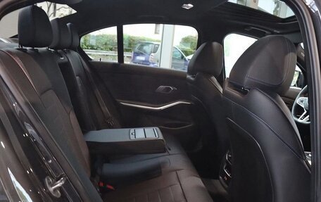 BMW 3 серия, 2025 год, 7 600 000 рублей, 6 фотография