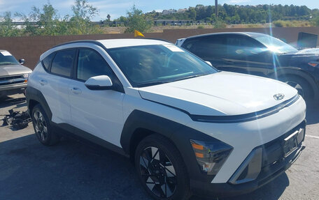 Hyundai Kona, 2023 год, 2 000 000 рублей, 2 фотография