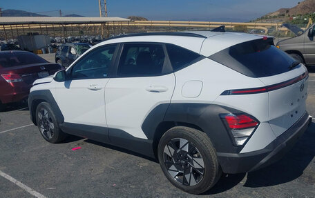 Hyundai Kona, 2023 год, 2 000 000 рублей, 4 фотография