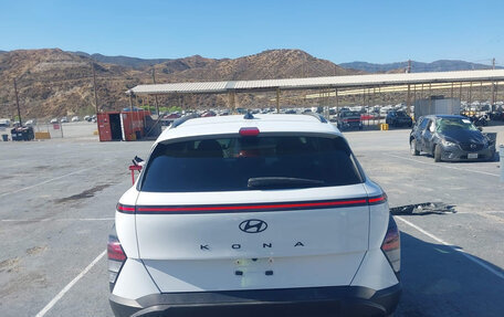 Hyundai Kona, 2023 год, 2 000 000 рублей, 6 фотография