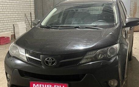 Toyota RAV4, 2015 год, 1 970 000 рублей, 1 фотография