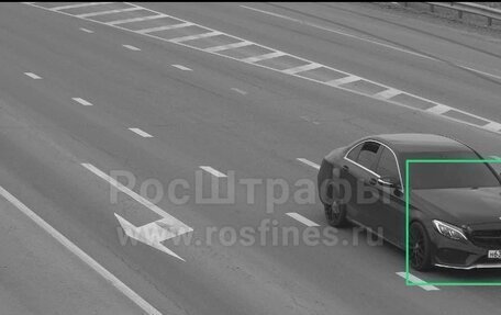 Mercedes-Benz C-Класс, 2015 год, 2 350 000 рублей, 1 фотография