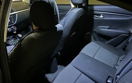 KIA Rio IV, 2018 год, 990 000 рублей, 7 фотография