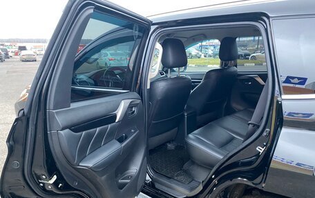 Mitsubishi Pajero Sport III рестайлинг, 2018 год, 3 700 000 рублей, 9 фотография