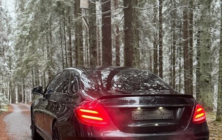 Mercedes-Benz E-Класс AMG, 2018 год, 4 170 000 рублей, 3 фотография