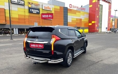 Mitsubishi Pajero Sport III рестайлинг, 2018 год, 3 700 000 рублей, 5 фотография