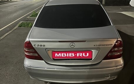 Mercedes-Benz C-Класс, 2004 год, 600 000 рублей, 4 фотография