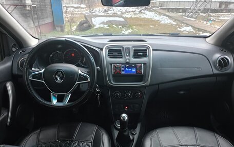 Renault Logan II, 2019 год, 910 000 рублей, 16 фотография