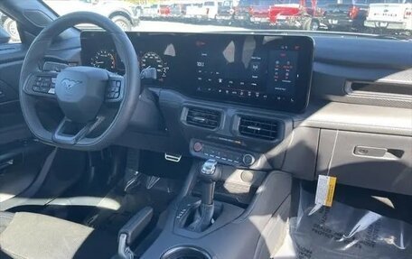 Ford Mustang, 2024 год, 12 000 000 рублей, 26 фотография