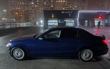 Mercedes-Benz C-Класс, 2017 год, 1 800 000 рублей, 3 фотография