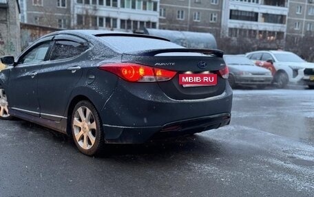 Hyundai Avante, 2011 год, 850 000 рублей, 2 фотография