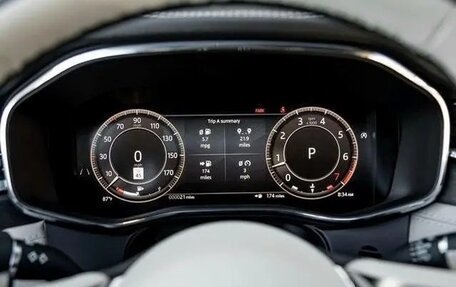 Jaguar F-Pace, 2025 год, 6 400 000 рублей, 17 фотография