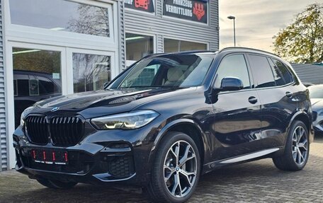 BMW X5, 2022 год, 8 600 000 рублей, 3 фотография