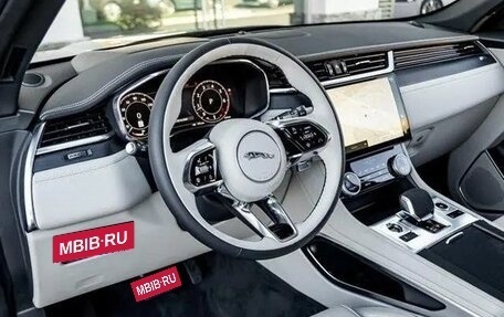 Jaguar F-Pace, 2025 год, 6 400 000 рублей, 16 фотография