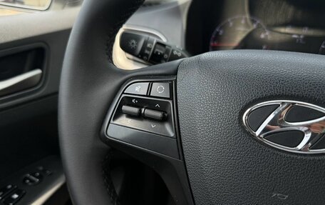 Hyundai Solaris II рестайлинг, 2018 год, 940 000 рублей, 10 фотография