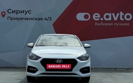 Hyundai Solaris II рестайлинг, 2018 год, 940 000 рублей, 2 фотография