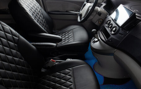 Mitsubishi Grandis, 2004 год, 769 000 рублей, 16 фотография