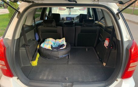 Toyota Wish II, 2004 год, 920 000 рублей, 13 фотография