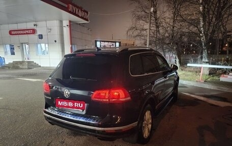 Volkswagen Touareg III, 2015 год, 1 790 000 рублей, 4 фотография