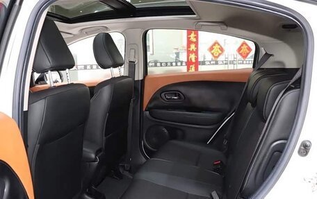 Honda Vezel, 2021 год, 1 476 000 рублей, 12 фотография