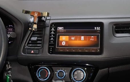 Honda Vezel, 2021 год, 1 476 000 рублей, 16 фотография