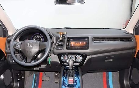 Honda Vezel, 2021 год, 1 476 000 рублей, 14 фотография