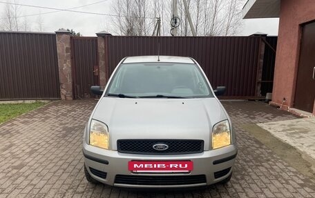Ford Fusion I, 2003 год, 475 000 рублей, 3 фотография