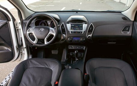 Hyundai ix35 I рестайлинг, 2013 год, 1 195 000 рублей, 16 фотография