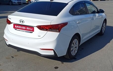 Hyundai Solaris II рестайлинг, 2017 год, 1 500 000 рублей, 4 фотография