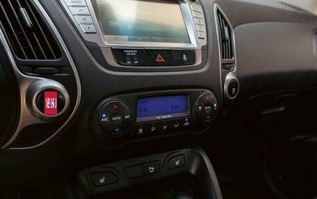 Hyundai ix35 I рестайлинг, 2013 год, 1 195 000 рублей, 15 фотография