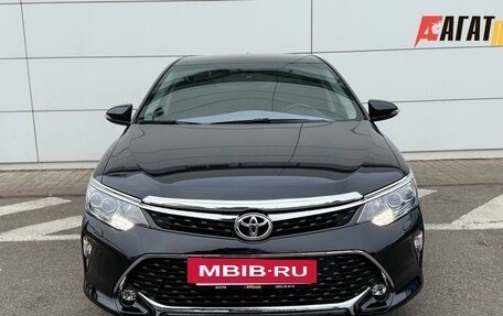 Toyota Camry, 2017 год, 2 450 000 рублей, 2 фотография