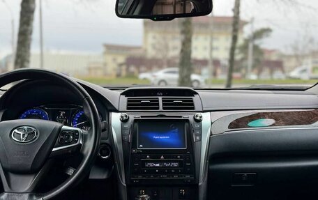 Toyota Camry, 2017 год, 2 450 000 рублей, 15 фотография