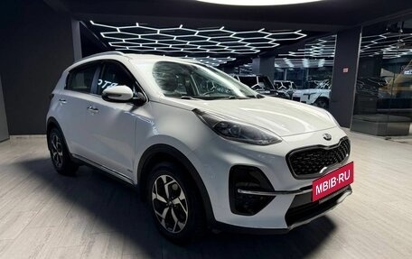 KIA Sportage IV рестайлинг, 2019 год, 2 195 000 рублей, 6 фотография
