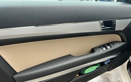 Mercedes-Benz E-Класс, 2012 год, 1 495 000 рублей, 10 фотография