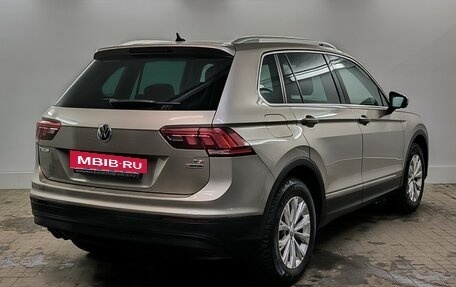 Volkswagen Tiguan II, 2018 год, 2 080 000 рублей, 4 фотография