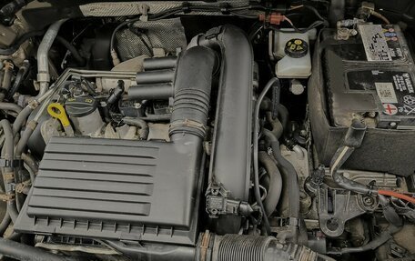 Volkswagen Tiguan II, 2018 год, 2 080 000 рублей, 16 фотография