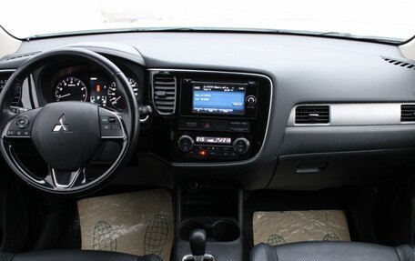 Mitsubishi Outlander III рестайлинг 3, 2015 год, 1 500 000 рублей, 17 фотография