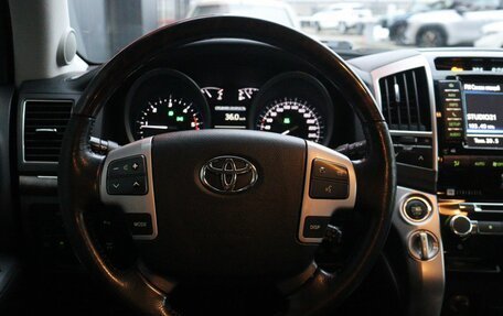 Toyota Land Cruiser 200, 2014 год, 3 499 000 рублей, 7 фотография