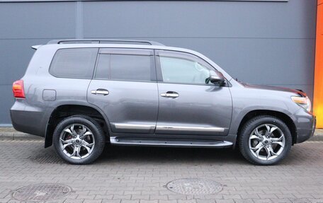 Toyota Land Cruiser 200, 2014 год, 3 499 000 рублей, 3 фотография