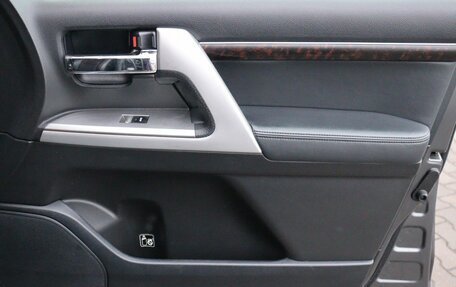 Toyota Land Cruiser 200, 2014 год, 3 499 000 рублей, 13 фотография