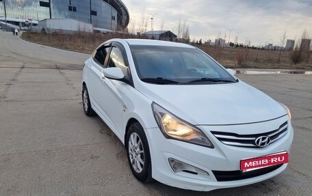 Hyundai Solaris II рестайлинг, 2014 год, 860 000 рублей, 2 фотография