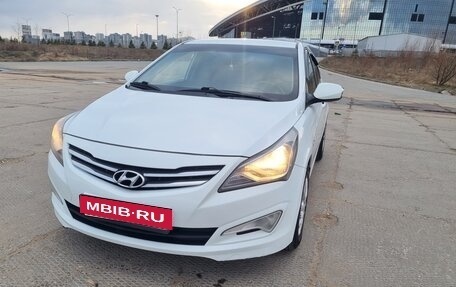Hyundai Solaris II рестайлинг, 2014 год, 860 000 рублей, 3 фотография