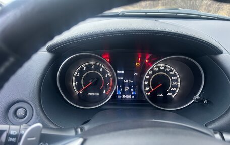 Mitsubishi Outlander III рестайлинг 3, 2010 год, 990 000 рублей, 13 фотография