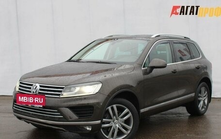 Volkswagen Touareg III, 2017 год, 3 140 000 рублей, 2 фотография