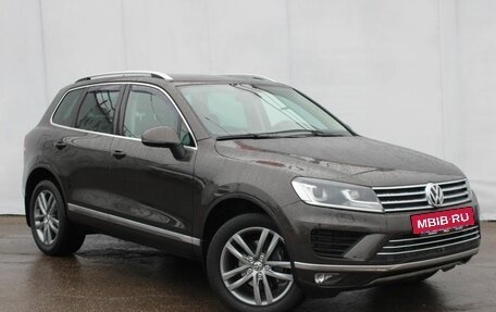Volkswagen Touareg III, 2017 год, 3 140 000 рублей, 4 фотография