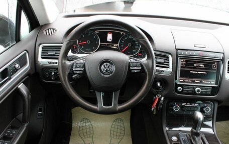 Volkswagen Touareg III, 2017 год, 3 140 000 рублей, 21 фотография