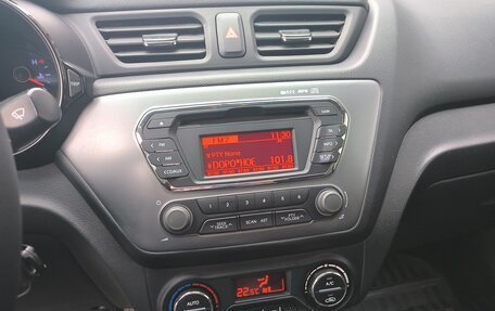 KIA Rio III рестайлинг, 2014 год, 1 050 000 рублей, 25 фотография